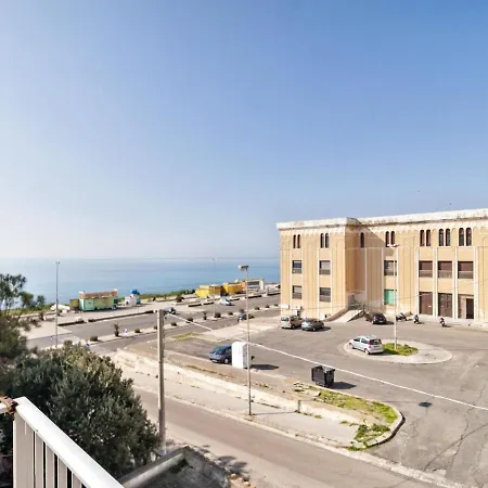 Holiday home Locazione Turistica Cloe